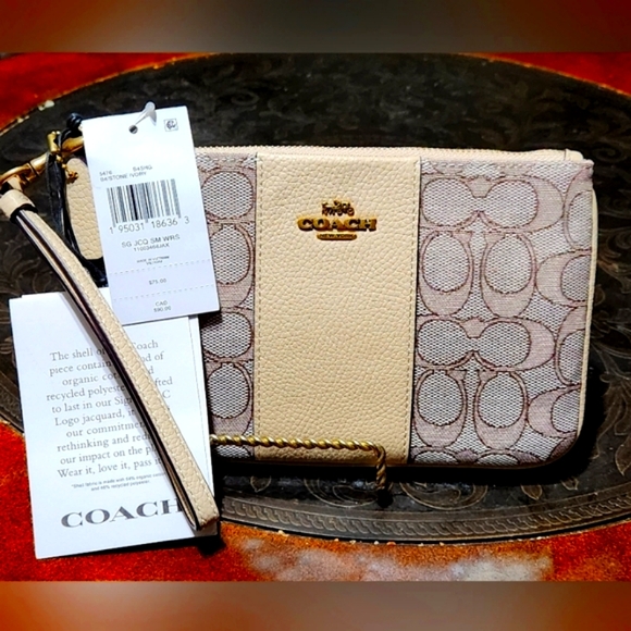 NWT Coach Signature Wristlet Khaki/Saddle - Picture 2 of 4